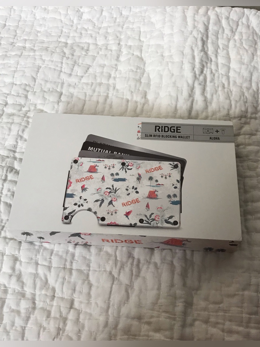 Ridge Slim RFID Blocking Card Holder - White Floral (Aloha)